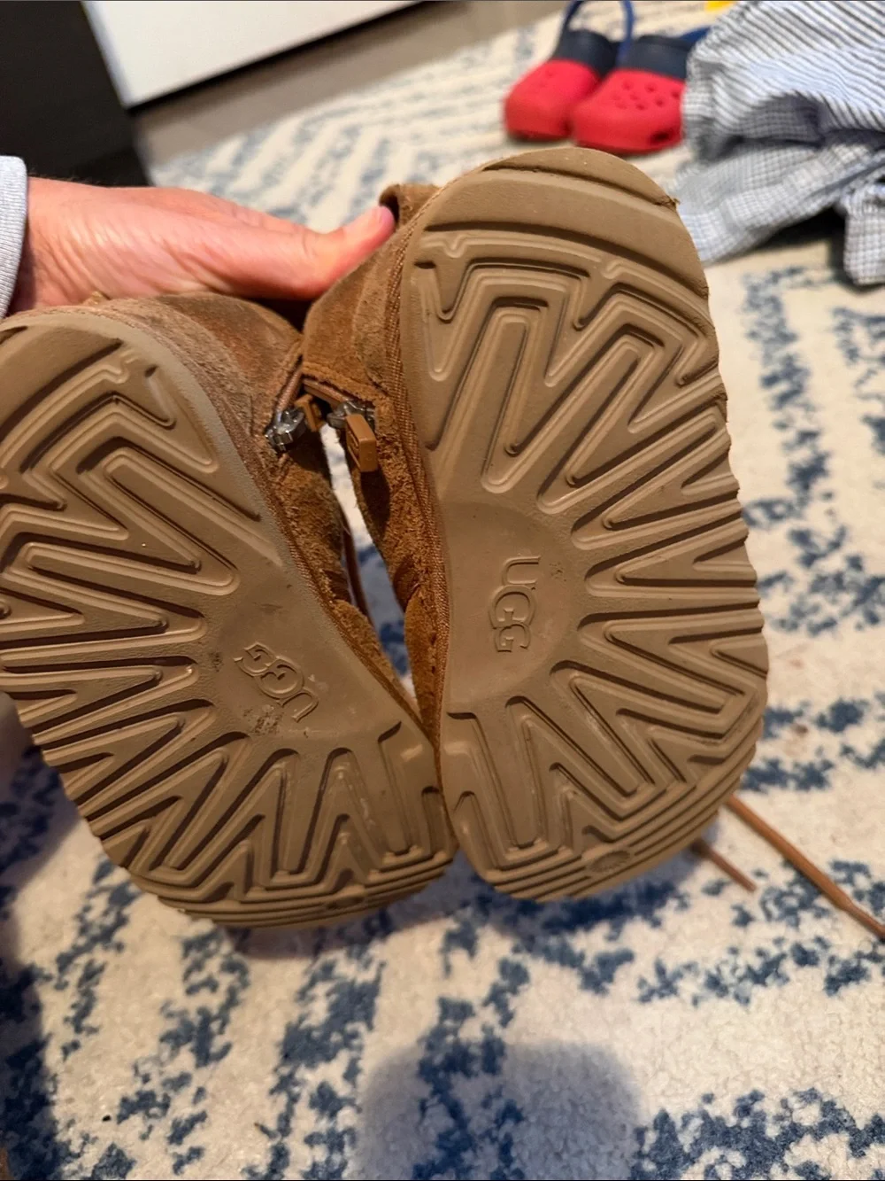 UGG Chestnut Suede Kids Lace-Up Boot